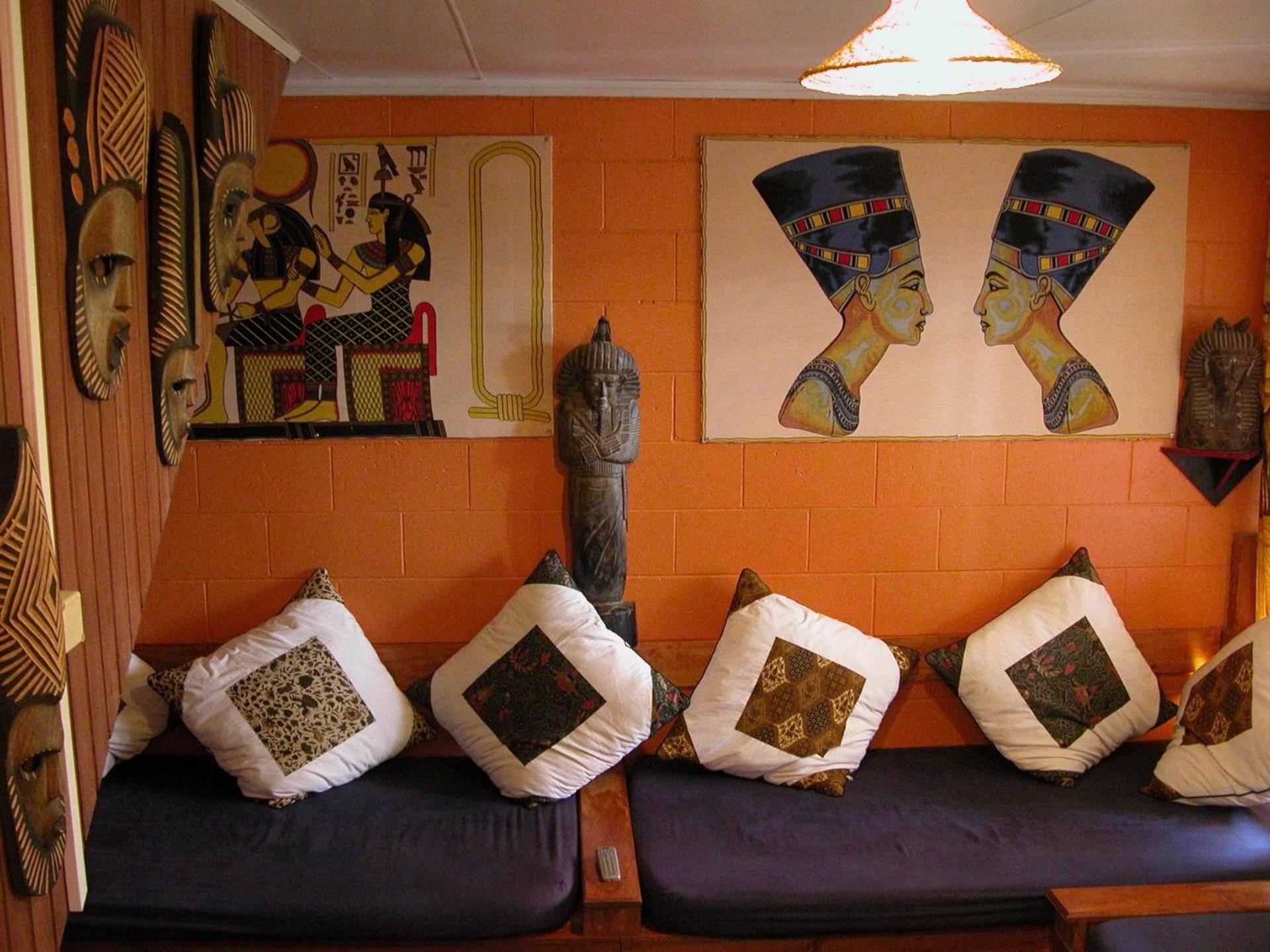 Global Village Travellers Lodge Greymouth Kültér fotó The interior of the gallery